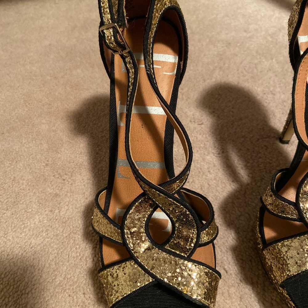 Sparkle heels size 6 - Picture 4 of 7